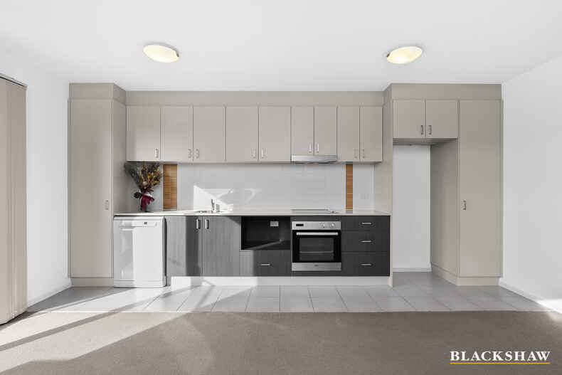 5/52 Swain Street Gungahlin
