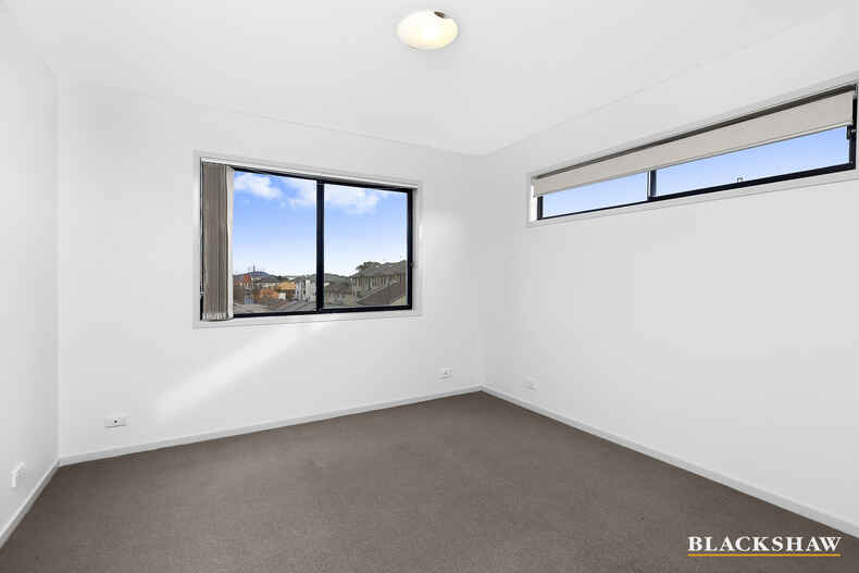 5/52 Swain Street Gungahlin