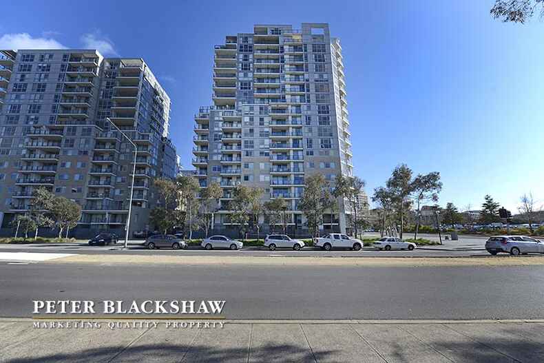 13/3 London Circuit City 13/3 London Circuit City