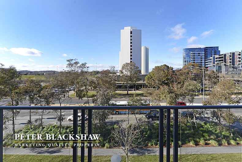 13/3 London Circuit City 13/3 London Circuit City