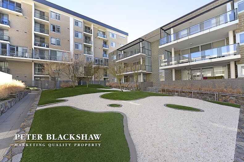 13/3 London Circuit City 13/3 London Circuit City