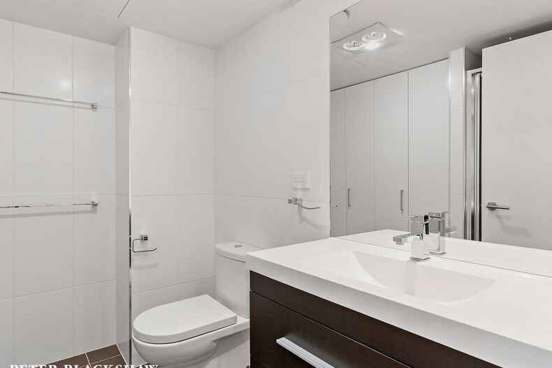 17/28 Mort Street Braddon