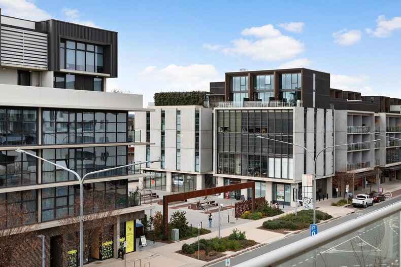 52/71 Giles Street Kingston