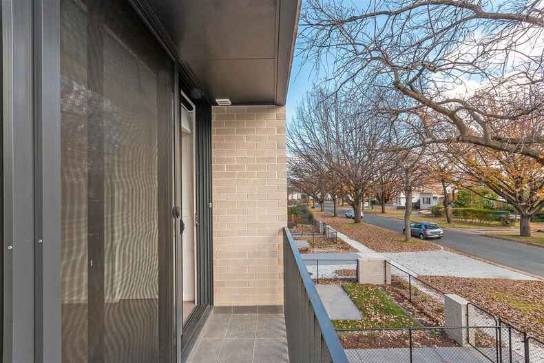 1/106 Dooring Street Dickson