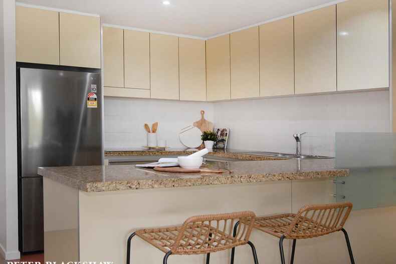 8/7 Bowen Drive Barton 8/7 Bowen Drive Barton