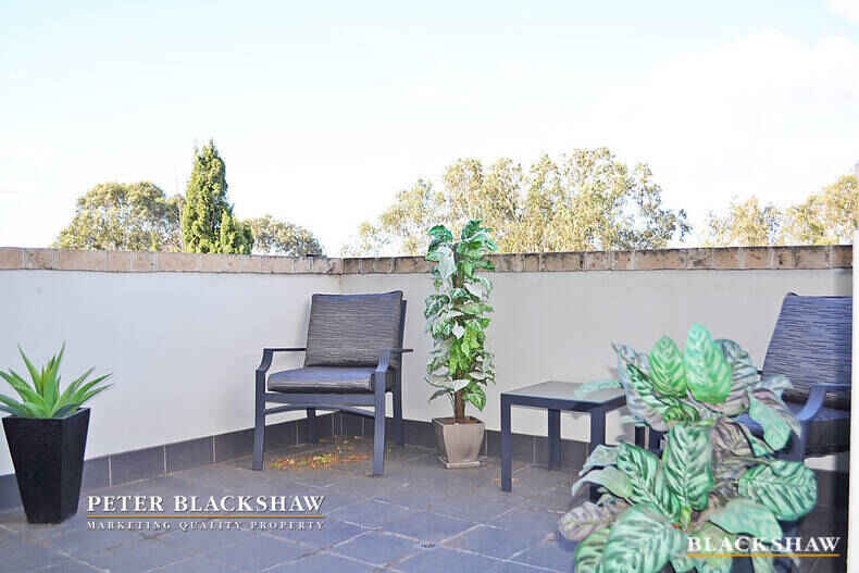 38/38 Canberra Avenue Forrest