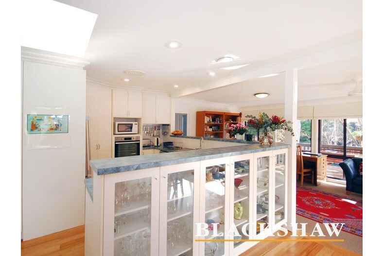 6 Pearson Place Holder 6 Pearson Place Holder