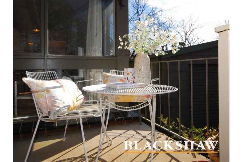 6 Pearson Place Holder 6 Pearson Place Holder