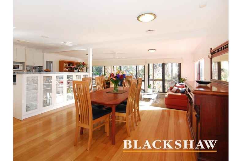 6 Pearson Place Holder 6 Pearson Place Holder