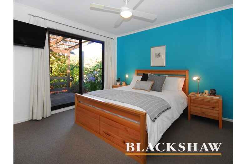 6 Pearson Place Holder 6 Pearson Place Holder