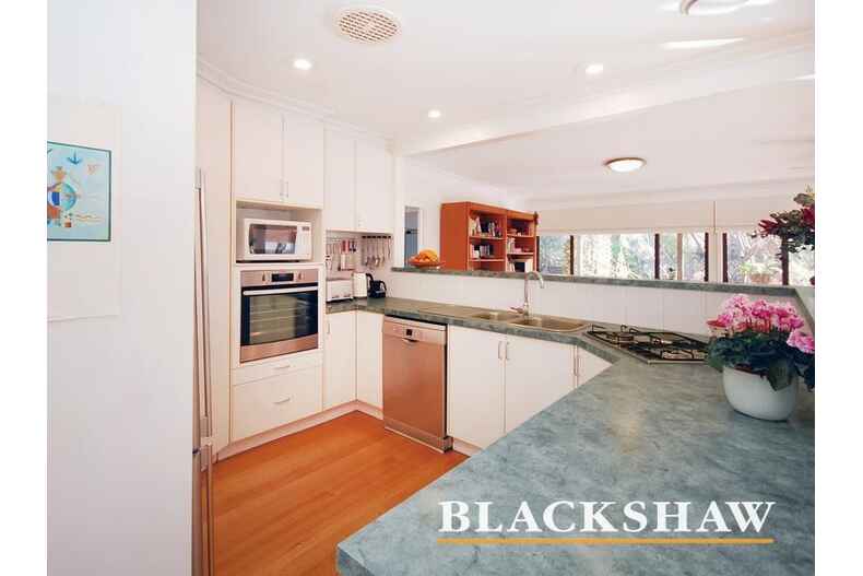 6 Pearson Place Holder 6 Pearson Place Holder