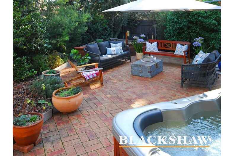 6 Pearson Place Holder 6 Pearson Place Holder