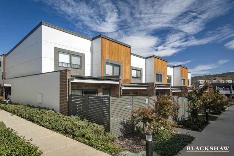 25/41 Arthur Blakeley Way Coombs