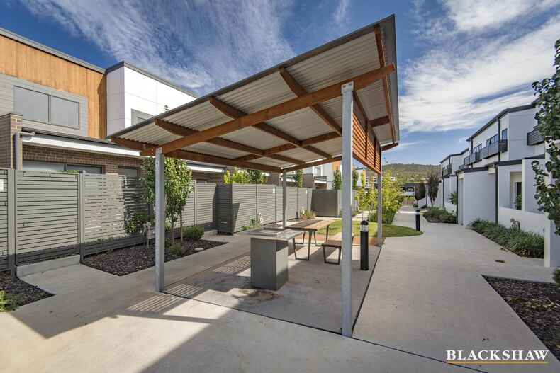 25/41 Arthur Blakeley Way Coombs