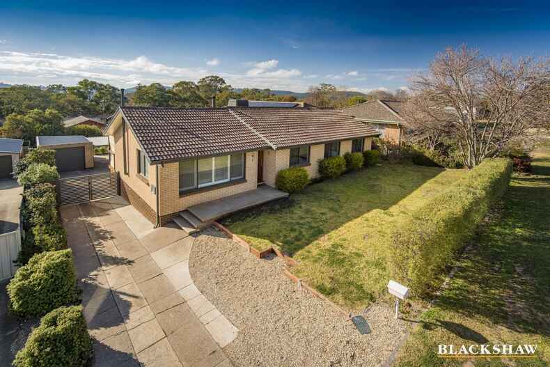 7 Mclaren Crescent Pearce