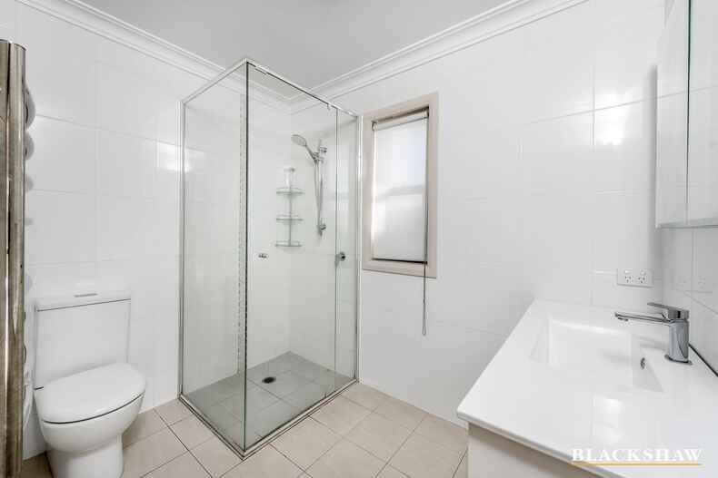 7 Mclaren Crescent Pearce