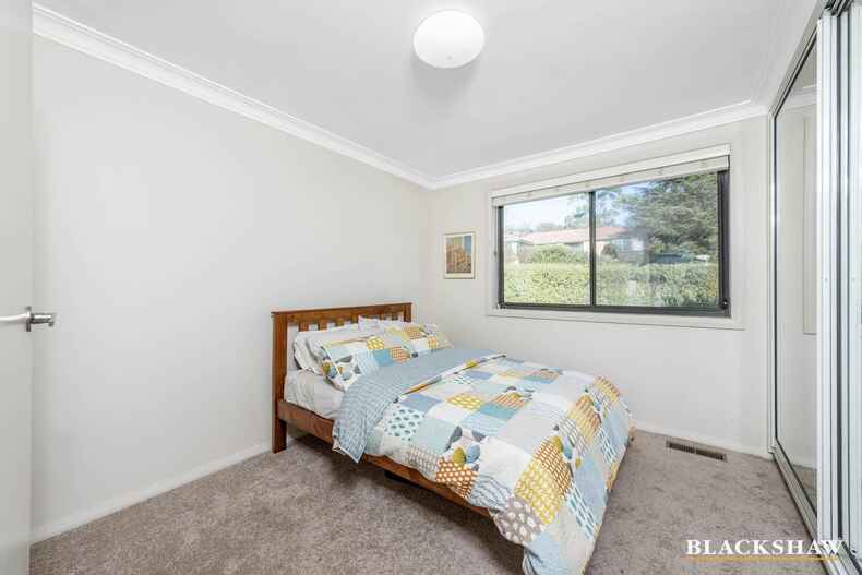 7 Mclaren Crescent Pearce