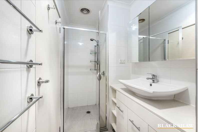 7 Mclaren Crescent Pearce