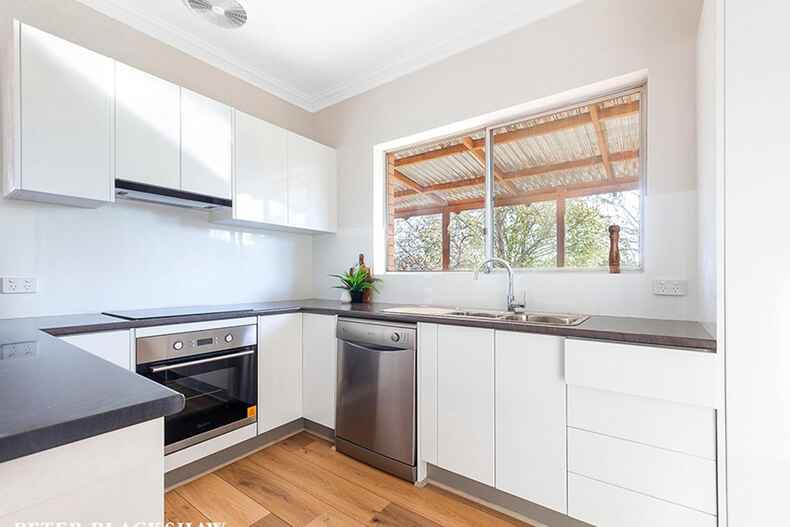 34 Roseworthy Crescent Farrer 34 Roseworthy Crescent Farrer