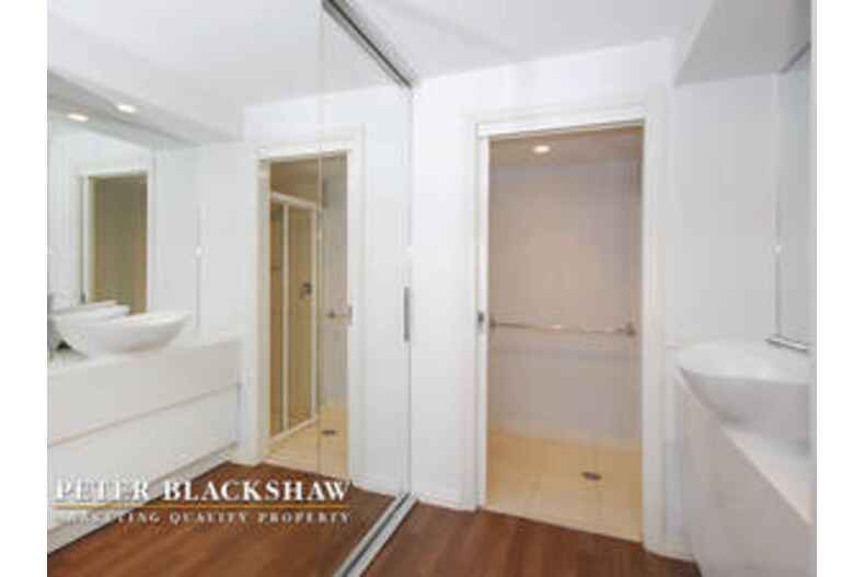 104/15 Tench Street Kingston