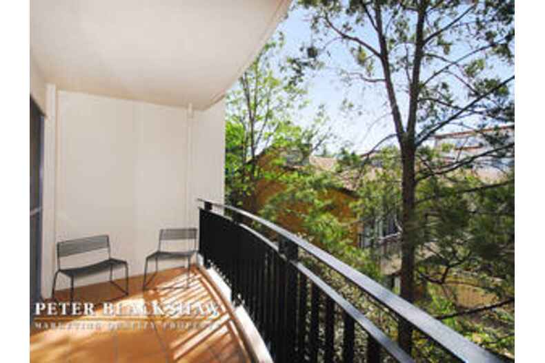 104/15 Tench Street Kingston