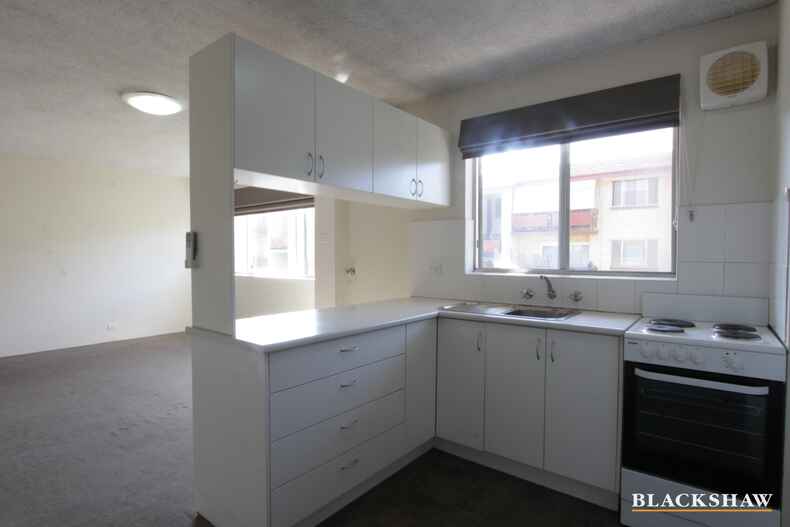 2/48 Trinculo Place Queanbeyan