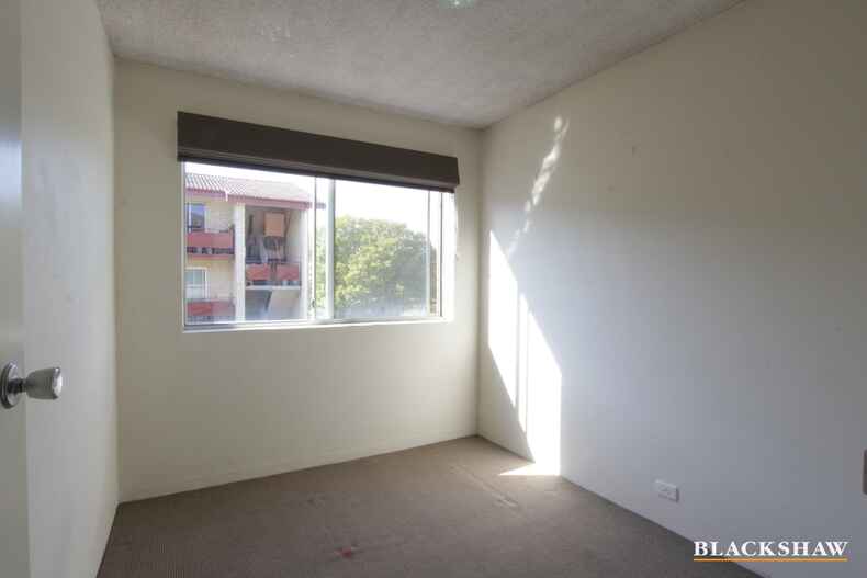 2/48 Trinculo Place Queanbeyan