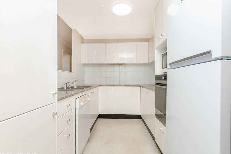 1201/2 Marcus Clarke Street City