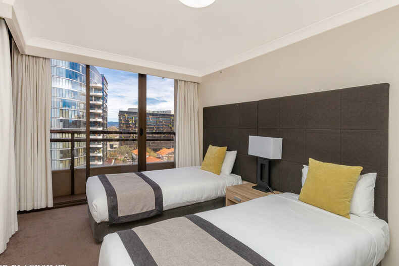 1201/2 Marcus Clarke Street City