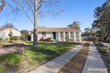 31 Clifford Crescent Melba