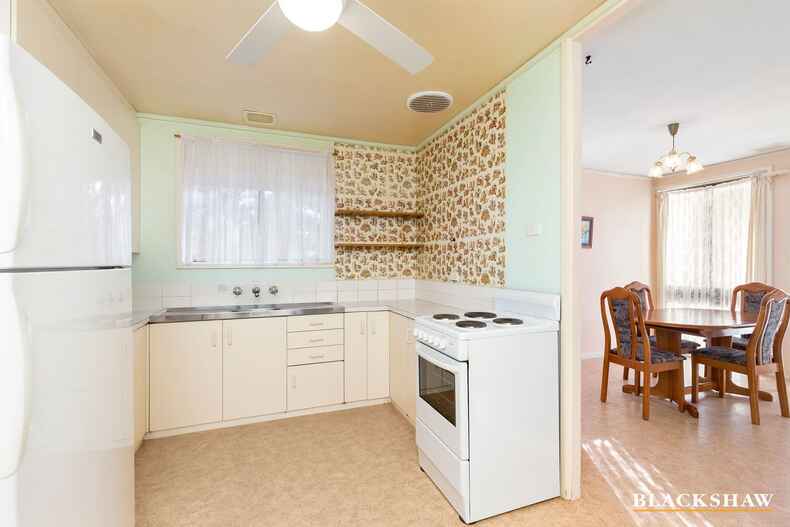 31 Clifford Crescent Melba
