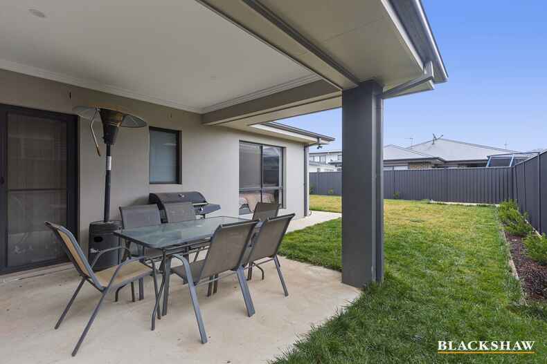 11 Lumsdaine Street Moncrieff 11 Lumsdaine Street Moncrieff