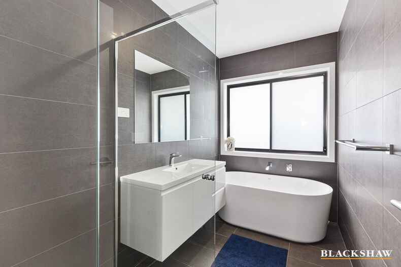 11 Lumsdaine Street Moncrieff 11 Lumsdaine Street Moncrieff