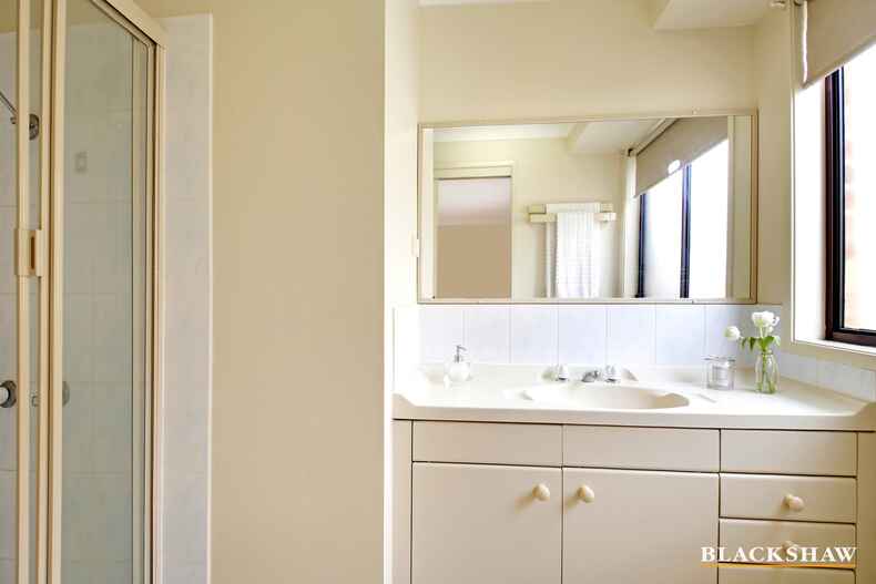 24 Dooland Court Nicholls 24 Dooland Court Nicholls