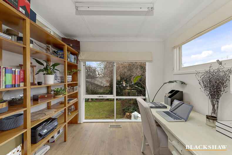 7 De Chair Street Deakin 7 De Chair Street Deakin