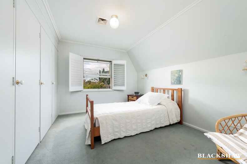 9 Investigator Street Red Hill 9 Investigator Street Red Hill