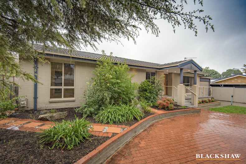 4 Burnell Place Monash 4 Burnell Place Monash