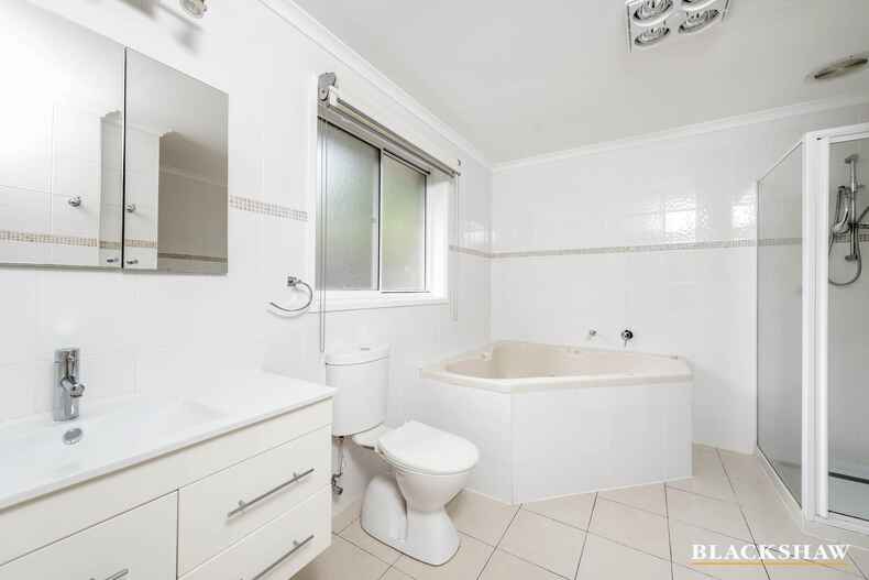 4 Burnell Place Monash 4 Burnell Place Monash