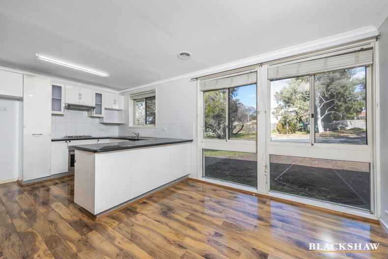 54 McKillop Circuit Kambah 54 McKillop Circuit Kambah