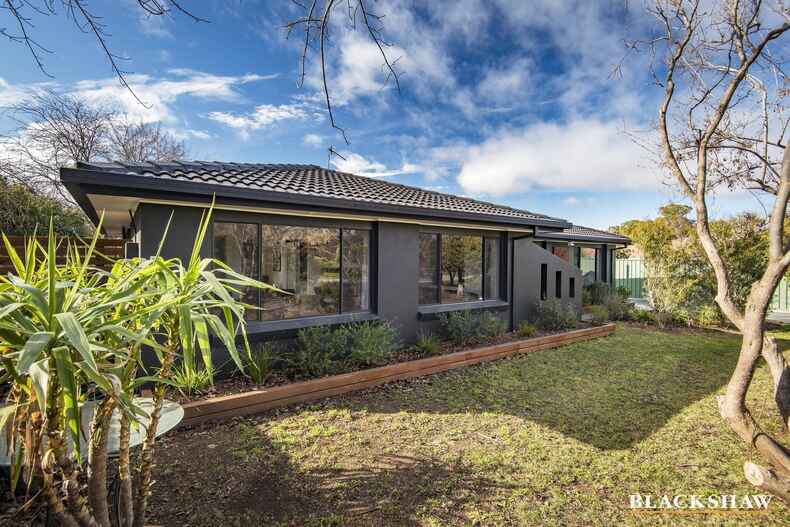 168 Newman Morris Circuit Oxley