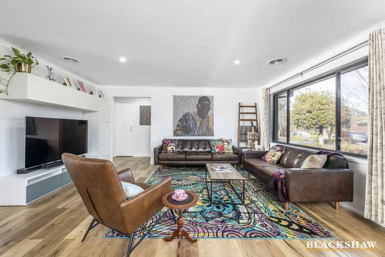 168 Newman Morris Circuit Oxley