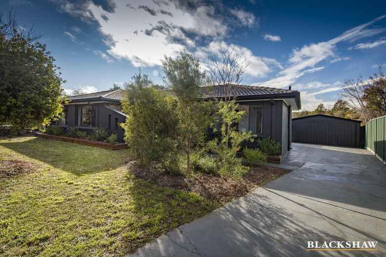 168 Newman Morris Circuit Oxley