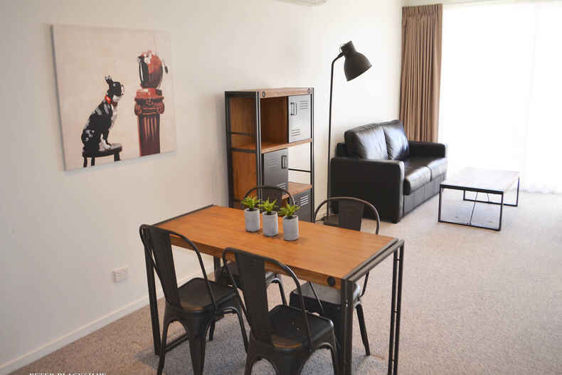 6/76 Leichhardt Street Griffith