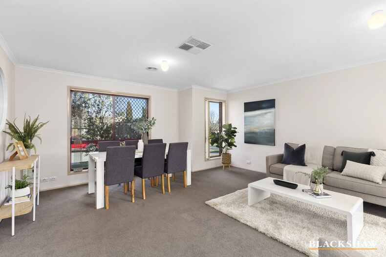 2/23-27 Bywaters Street Amaroo 2/23-27 Bywaters Street Amaroo