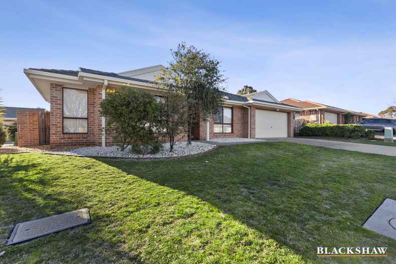 2/23-27 Bywaters Street Amaroo 2/23-27 Bywaters Street Amaroo