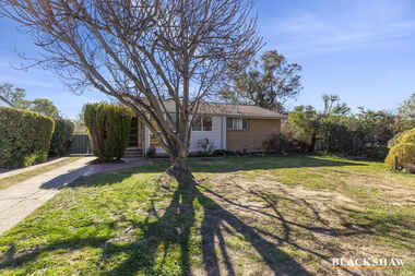 143 Ross Smith Crescent Scullin