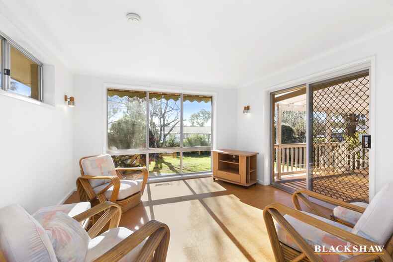 143 Ross Smith Crescent Scullin 143 Ross Smith Crescent Scullin