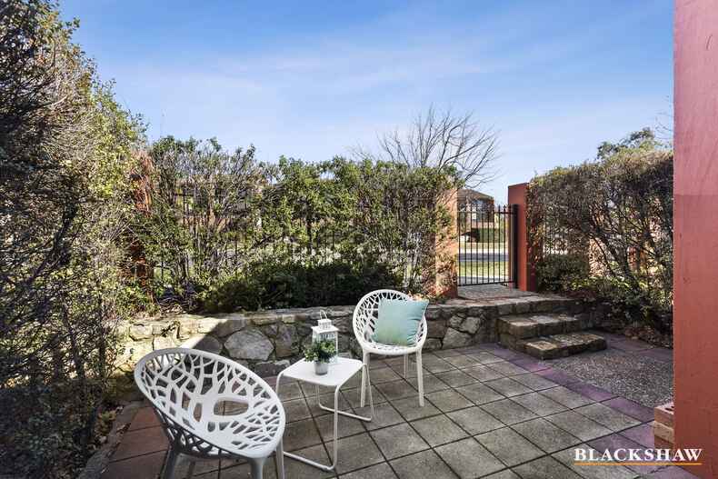 17/15 Wanliss Street Latham 17/15 Wanliss Street Latham