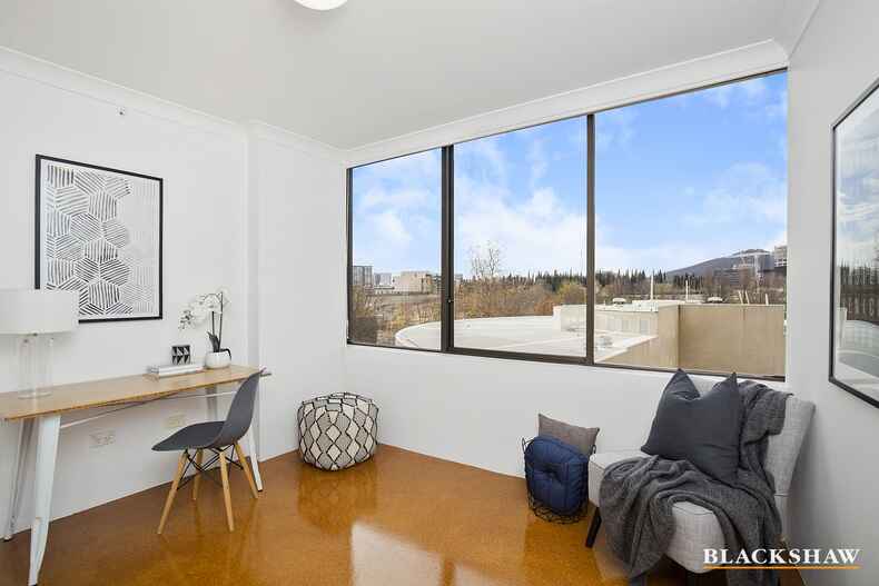 502/2 Marcus Clarke Street City