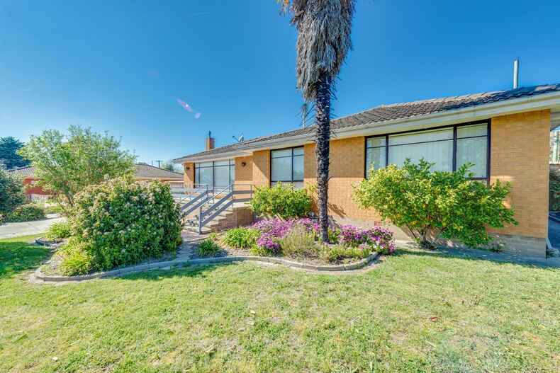 7 Barff Place Chifley